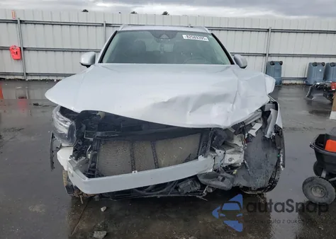 2021 Volvo Xc40 T5 Inscription z USA, uszkodzony, nr VIN YV4162UL5M2570070